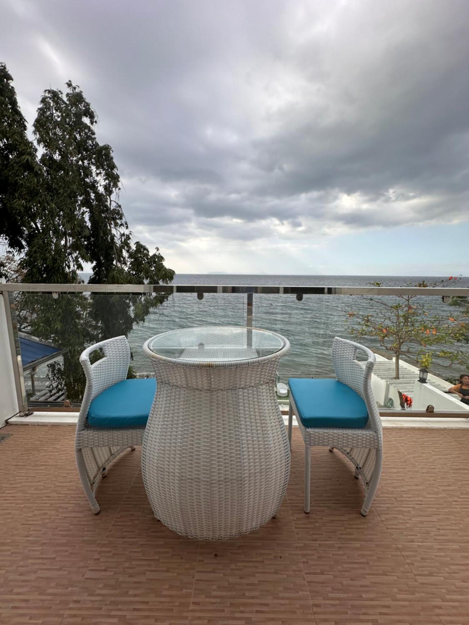 Casadel Beach House Mabini  Exterior photo