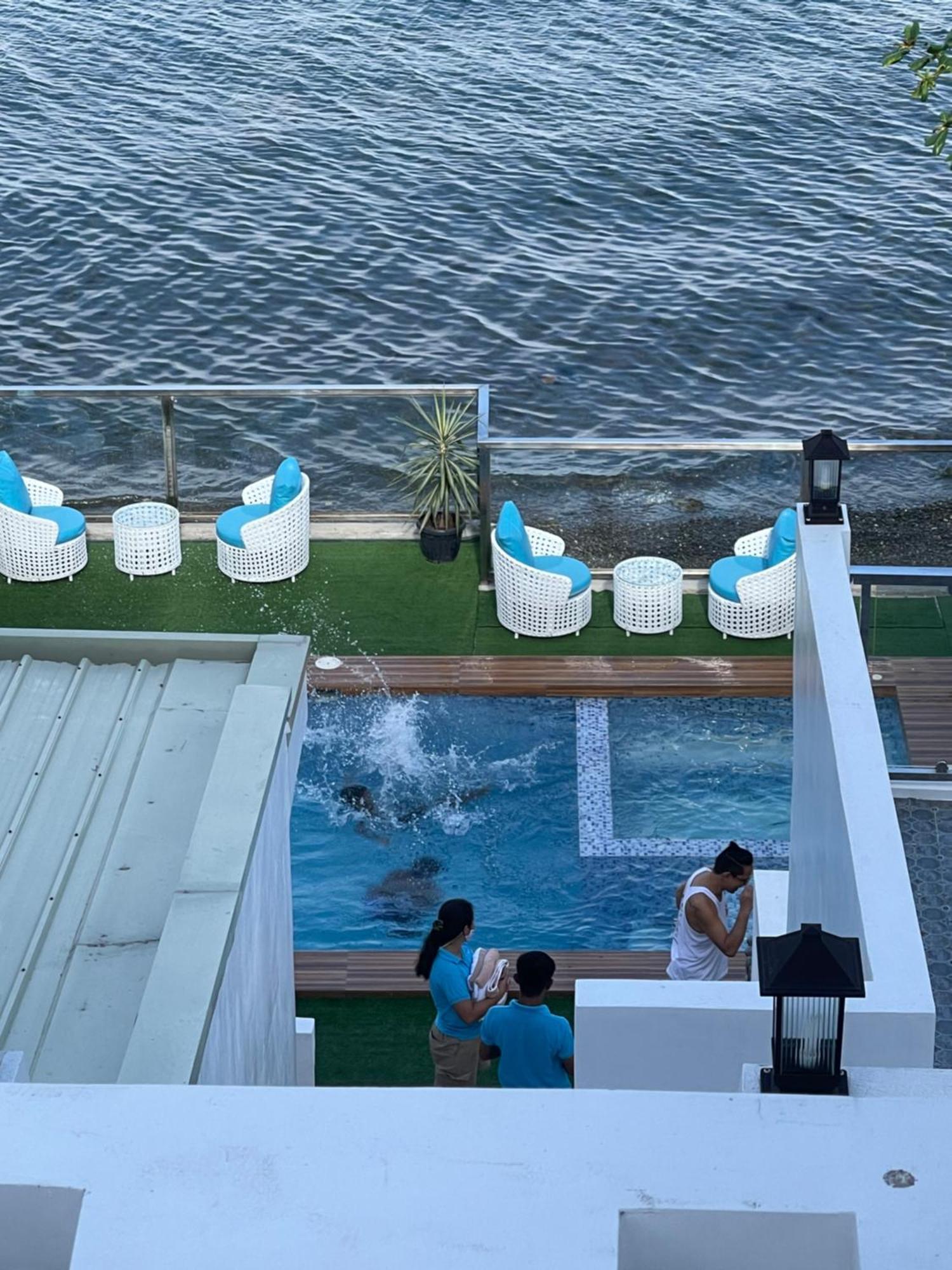 Casadel Beach House Mabini  Exterior photo